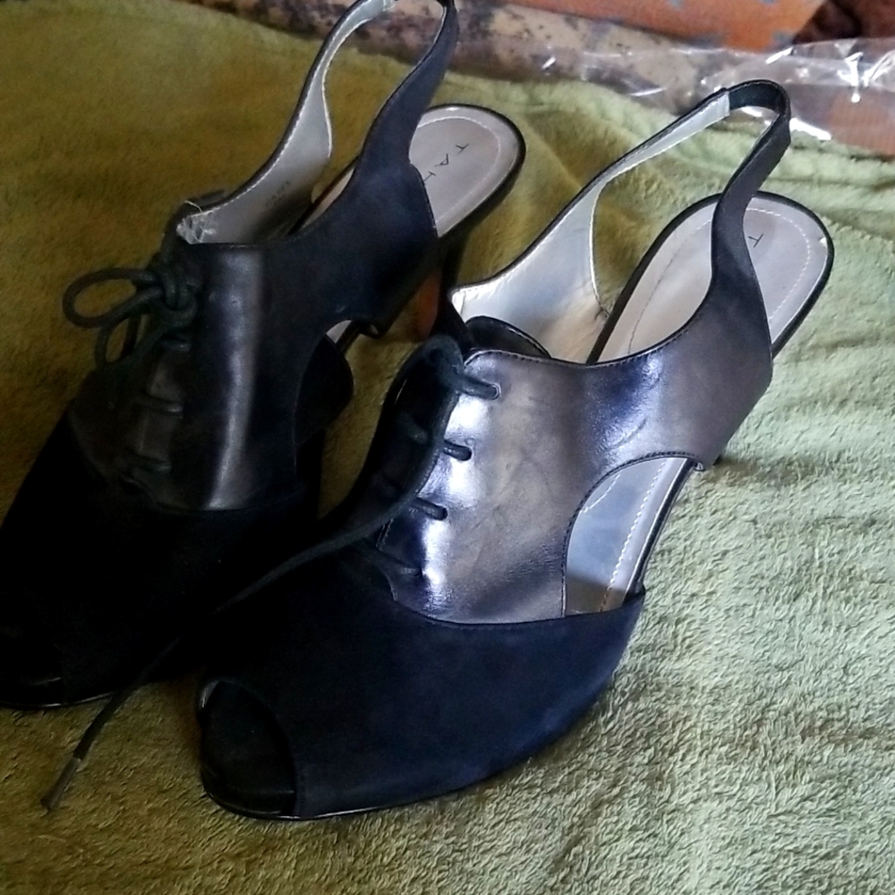 Taheri peep toe heels